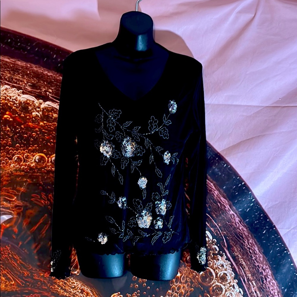 Once 1 Again Women’s Elegant Black Floral Embellished Top Size L